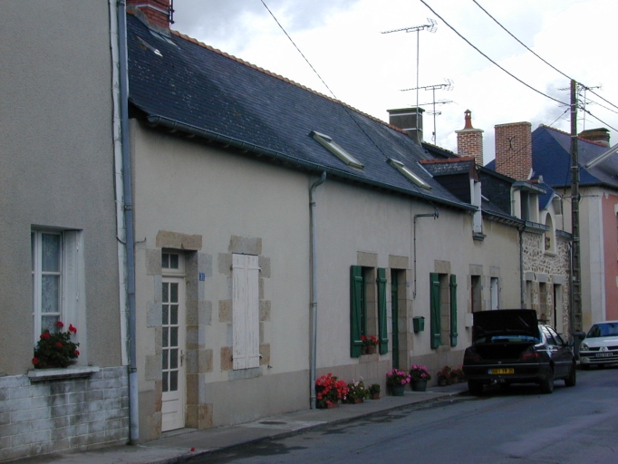 Alignement de maisons, 25, 27, 29, 31 rue d'Anjou (Brielles)