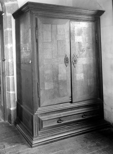 Armoire