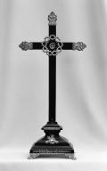Croix-reliquaire, église paroissiale Saint-Pierre (Trédarzec)