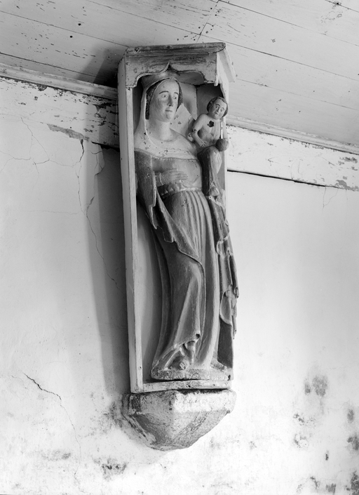 Statue (petite nature) : Vierge à l'Enfant, chapelle Saint-Guénolé (Langonnet)