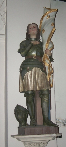 Statue sur culot : sainte Jeanne d'Arc