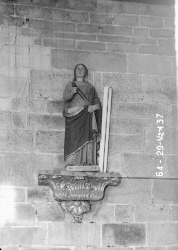 Statue : Appoline, église paroissiale Saint-Pierre, Saint-Paul (Poullaouen)