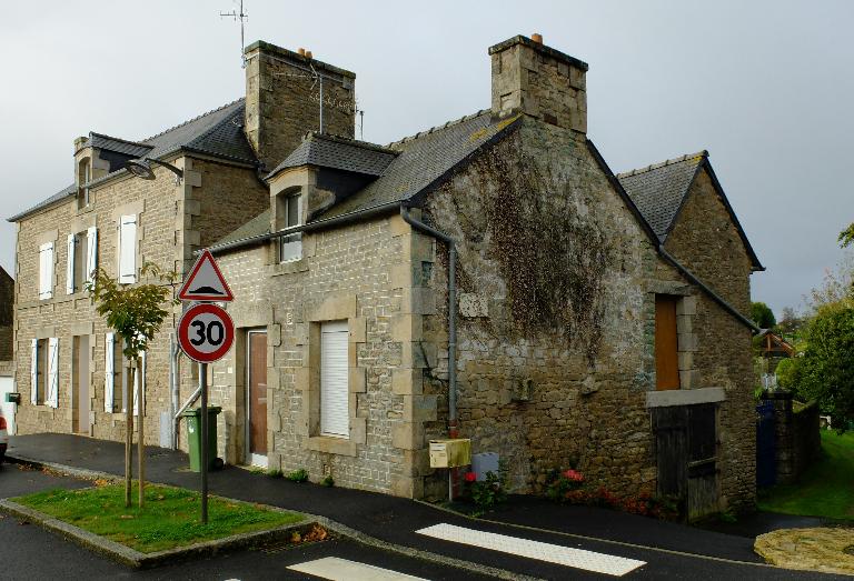 Vildé-Guingalan et la route nationale