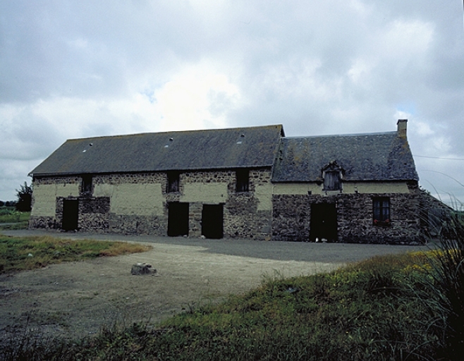 Ferme, 40 rue des Alleux (Hirel)