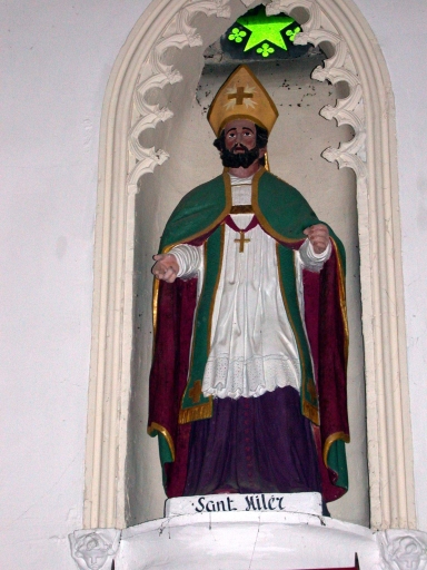Statue : Saint Hilaire, Saint-Hilaire (Pluméliau fusionnée en Pluméliau-Bieuzy en 2019)