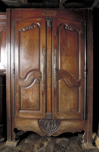 Armoire à linge 2