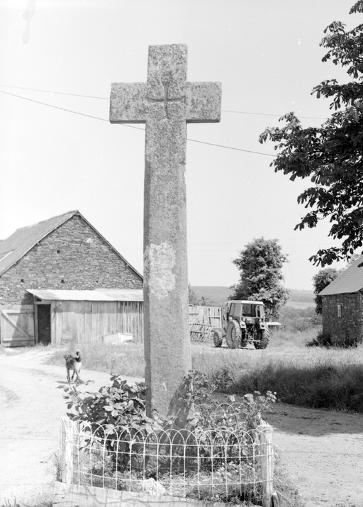 Croix de chemin, la Ville André (Campénéac)