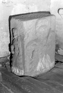 Fragment de calvaire (?), chapelle Saint Pierre (Callac)