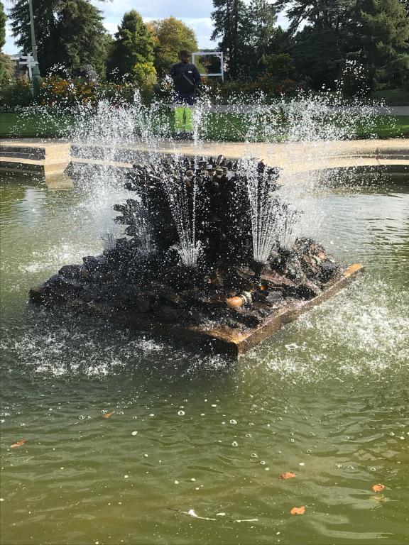 Bassins du jardin à la française, Parc du Thabor (Rennes)