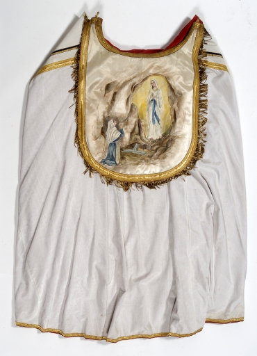 Chape 2 : Apparition de Notre-Dame de Lourdes