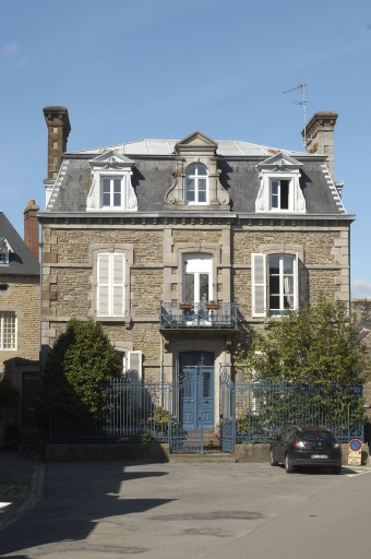 Maison, 8 rue de l'Eglise (Antrain fusionnée en Val-Couesnon en 2019)