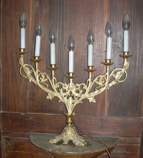Chandelier d'église