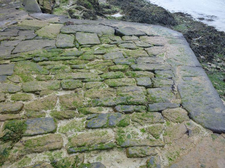 Quai du bac du Port Saint-Jean (La Ville-ès-Nonais)