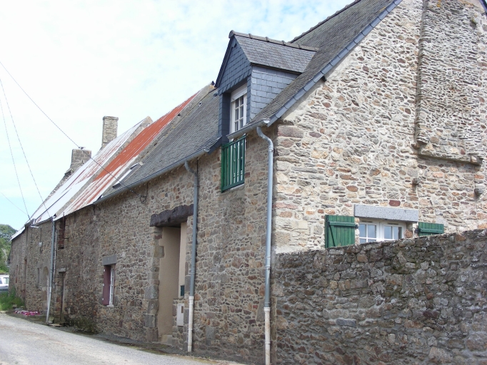 Alignement de maisons, la Rairie (Saint-Jouan-des-Guérets)