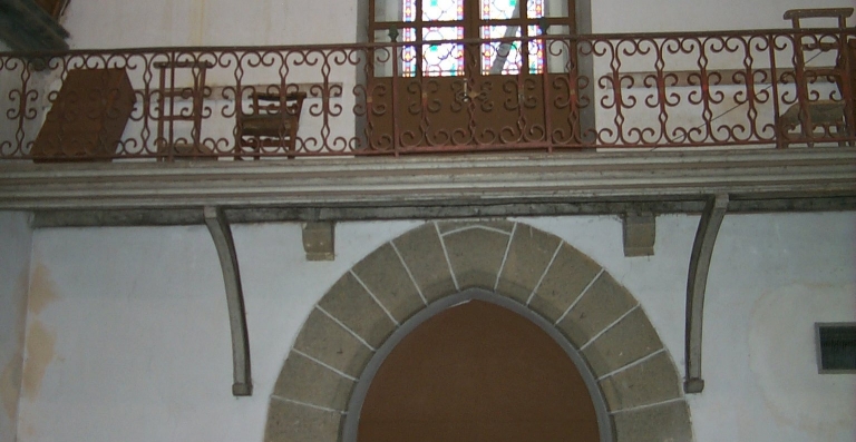 Tribune, garde-corps de tribune