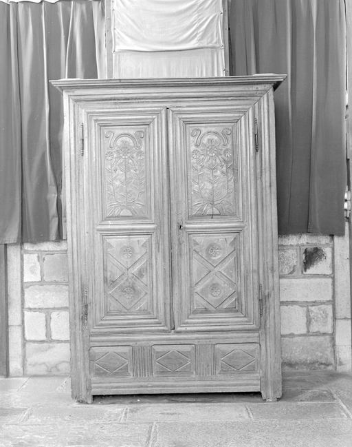 Armoire (3), église Notre-Dame de la Tronchaye (Rochefort-en-Terre)