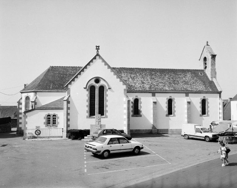 Eglise paroissiale Notre-Dame, place de l'église (Larmor-Baden)