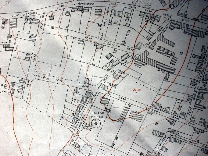 Lotissement Laverlochère, rue Jérôme d' Arradon ; rue Surcouf ; rue de Bernus ; rue de l'adjudant Jean Chotard (Vannes)