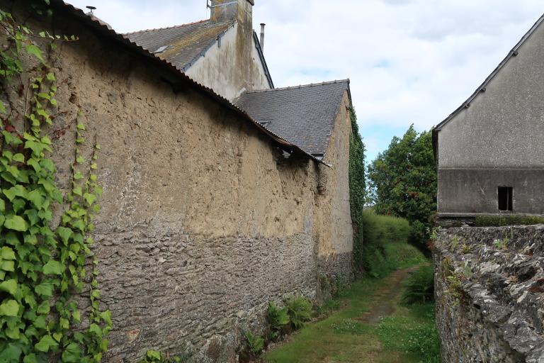 Les maisons et les fermes sur la commune de Saint-Thélo