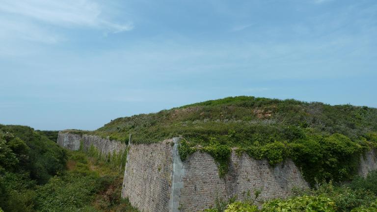 Fort central, Er Prad (Île-d'Houat)