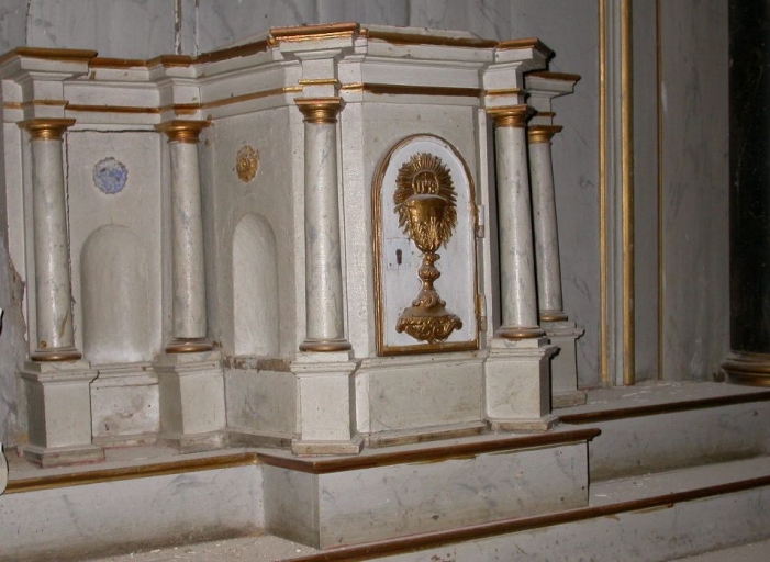 Autel secondaire nord : retable et tabernacle à ailes