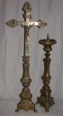 Garniture d'autel 2 : croix et série de 6 chandeliers
