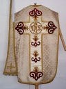 Ornement blanc 3 : chasuble, étole