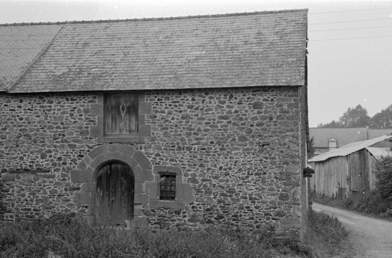 Ferme, le Rocheret (Miniac-Morvan)