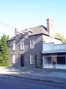 Maison, 2 rue de la Mairie (Roz-Landrieux)