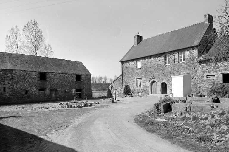 Manoir, La Rivière (Javené)
