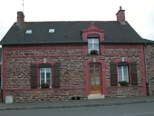 Maison, 4 rue de la Poterie (Chartres-de-Bretagne)