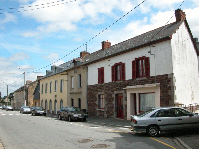 Alignement de maisons, 4-8 rue de Dinan (Bédée)