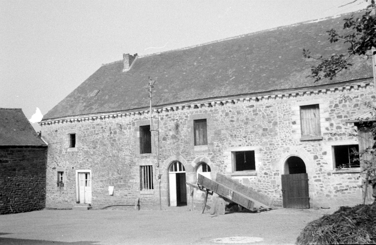 Ferme, le Pont (La Baussaine)