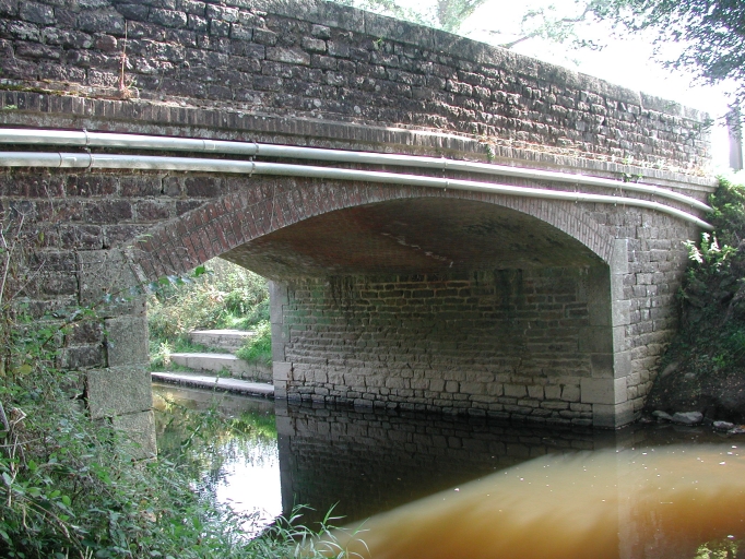 Pont, près de Rohel (Montfort-sur-Meu)