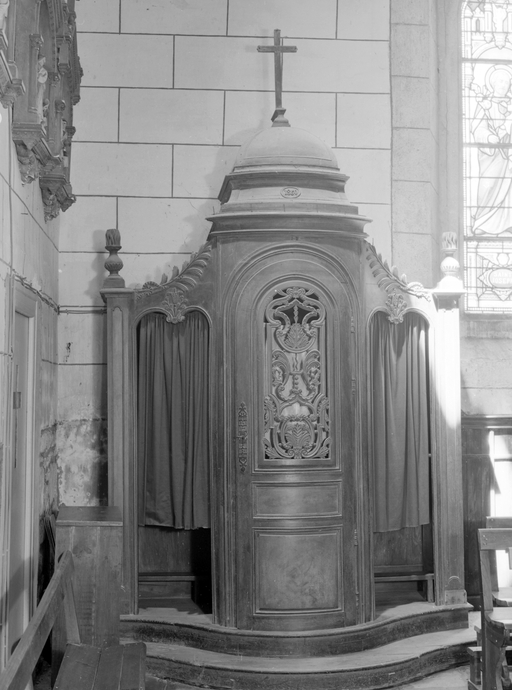 Confessionnal (1), église paroissiale Notre-Dame-de-Lorette (Séglien)