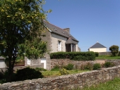 Maison, 9 rue des Troënes, Coat-Gouenou (Plouguiel)