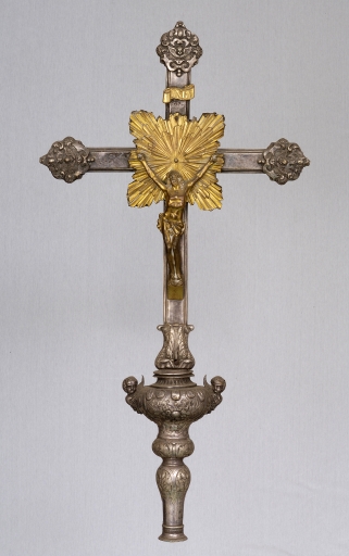 Croix de procession ; hampe de procession (N°1)