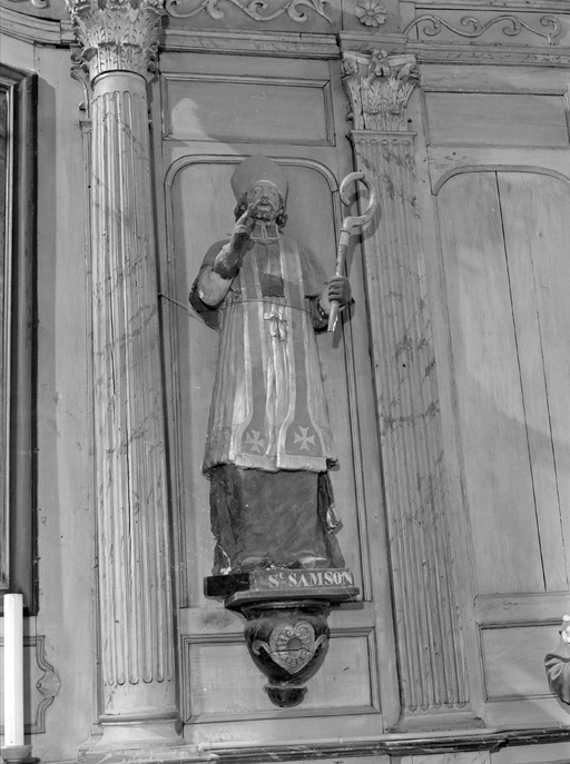 Statue (d'applique, petite nature) : saint Samson, église paroissiale Saint-Samson (La Fontenelle fusionnée en Val-Couesnon en 2019)