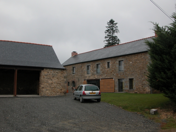 Ferme, actuellement maison, la Pierrais (Dingé)