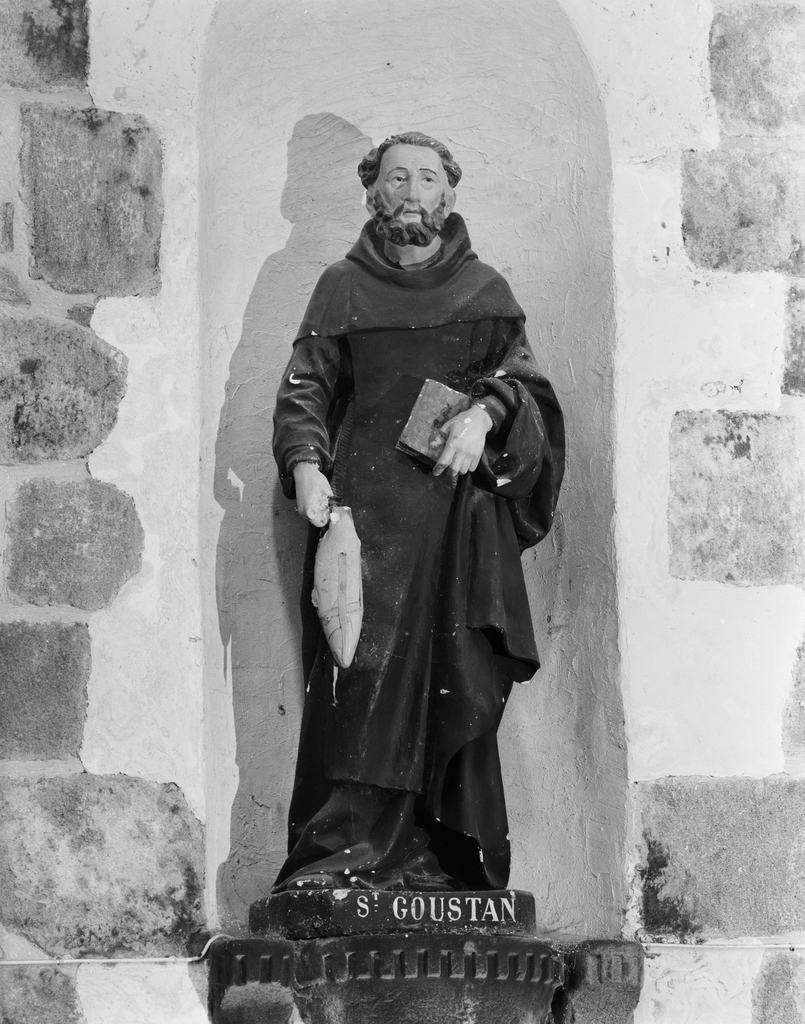 Statue (petite nature) : saint Goustan, abbaye de bénédictins Saint-Gildas, de bénédictins de la congrégation de Saint-Maur, de soeurs de la charité de Saint-Louis (Saint-Gildas-de-Rhuys)