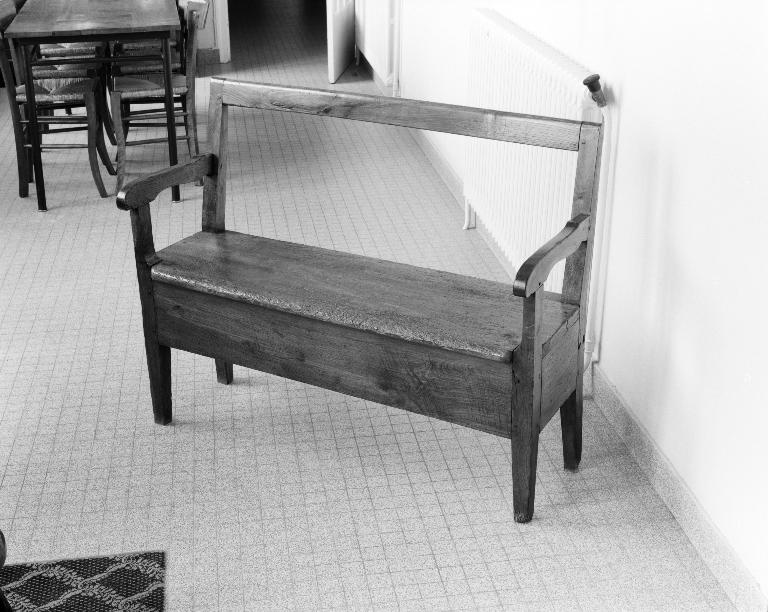 Banc, Maison Saint-Louis-Marie (Josselin)
