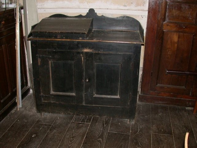 Armoire-écritoire