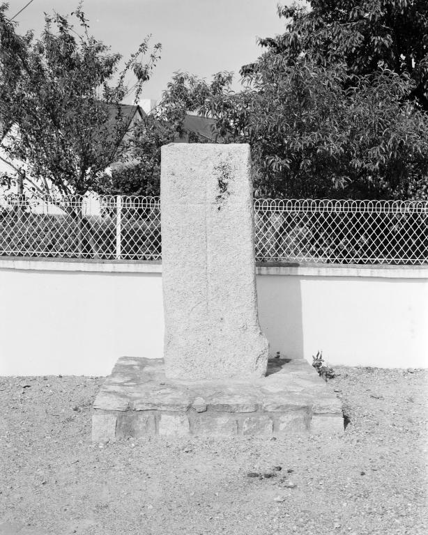 Croix monumentale, Lescran (Saint-Avé)