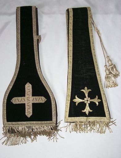 Ensemble de 2 étoles pastorales