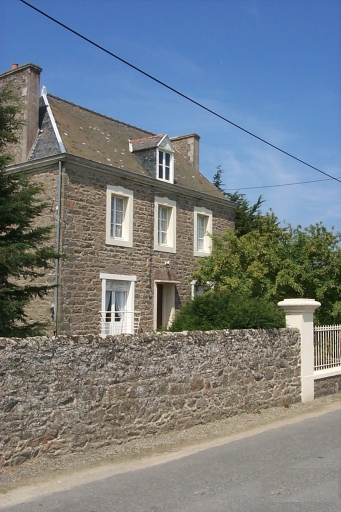 Maison, la Mare (Saint-Coulomb)