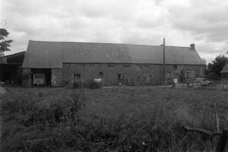 Ferme, Bazouges-sous-Hédé, Maufant (Bazouges-sous-Hédé fusionnée avec Hédé pour former la commune de Hédé-Bazouges en 2009)