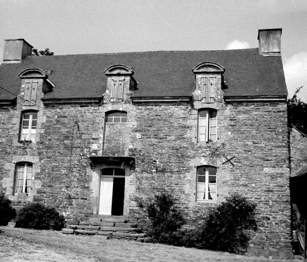 Maison de marchand de toiles, le Cosquer (Le Quillio)