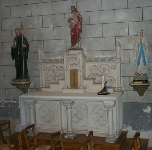 Ensemble de l'autel du Sacré Coeur : autel, tabernacle, 3 gradins