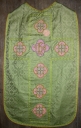 Ornement vert : chasuble, étole et bourse de corporal