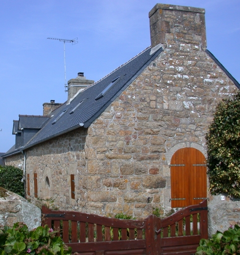 Maison, 26 rue Sainte-Anne (Trélévern)